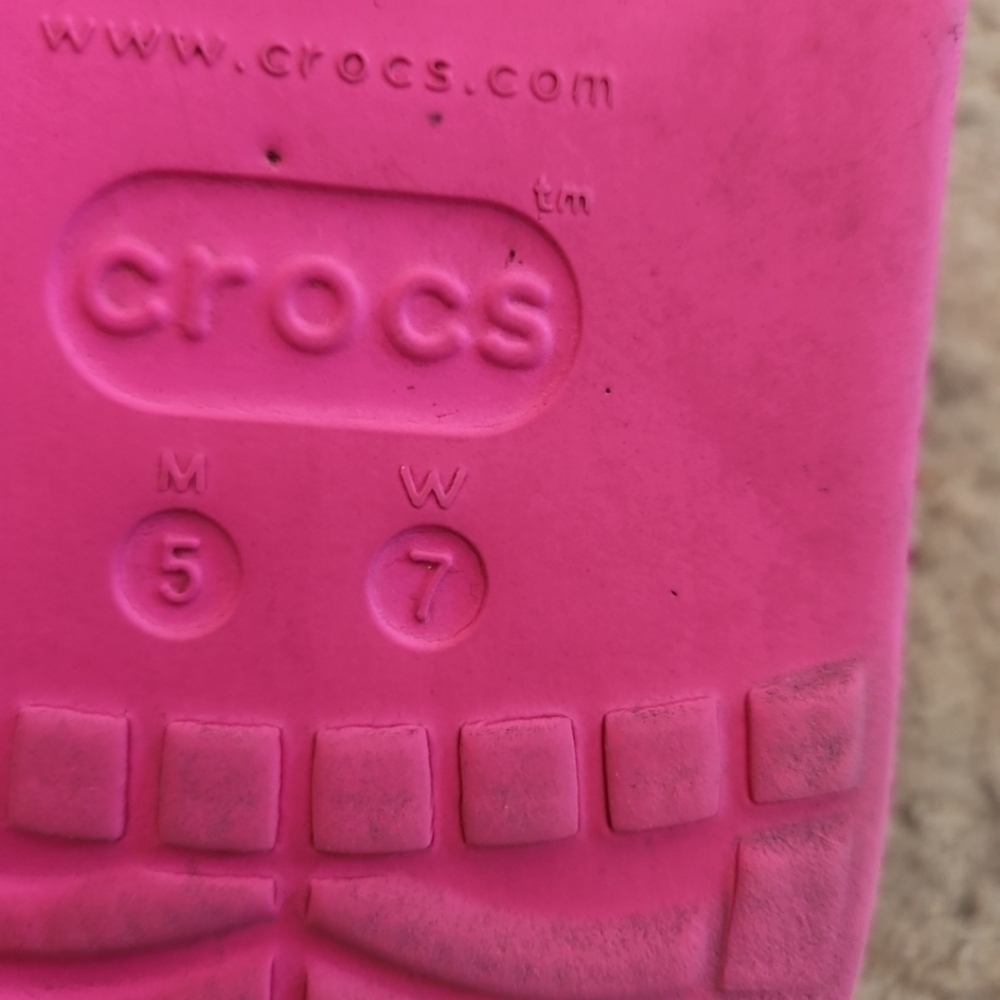 Crocs Classic Womens Pink Crush Platform Comfortable Slip-On Causal Clog 7 - Picture 10 of 13
